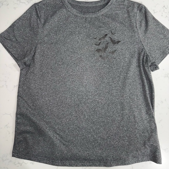 Gray Short Sleeve women’s Tee with “Bat sh*t crazy”Design - Picture 1 of 4